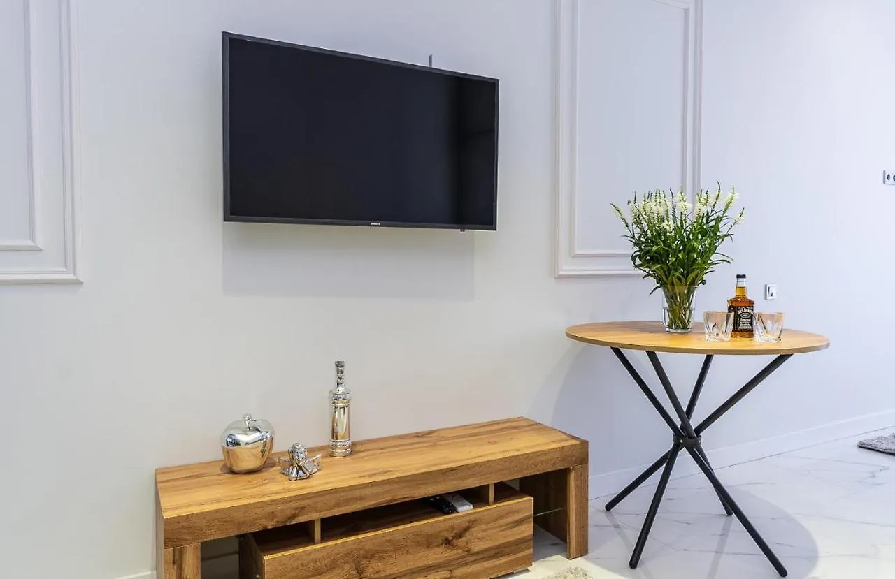Fashionable Apartments. Smartplaza Metro Minskaya. Obolon Kyjev 0*,  Ukrajina