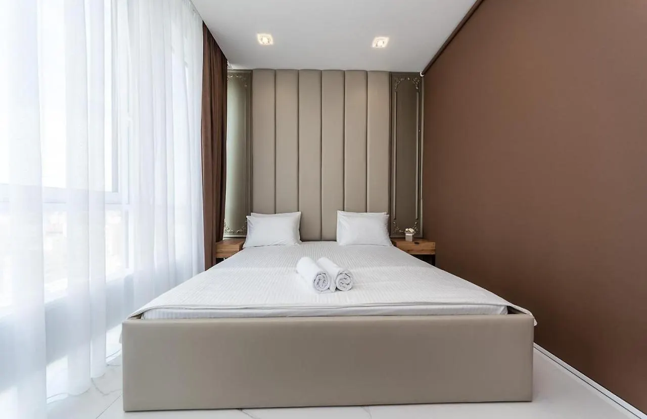 Apartmán Fashionable Apartments. Smartplaza Metro Minskaya. Obolon Kyjev