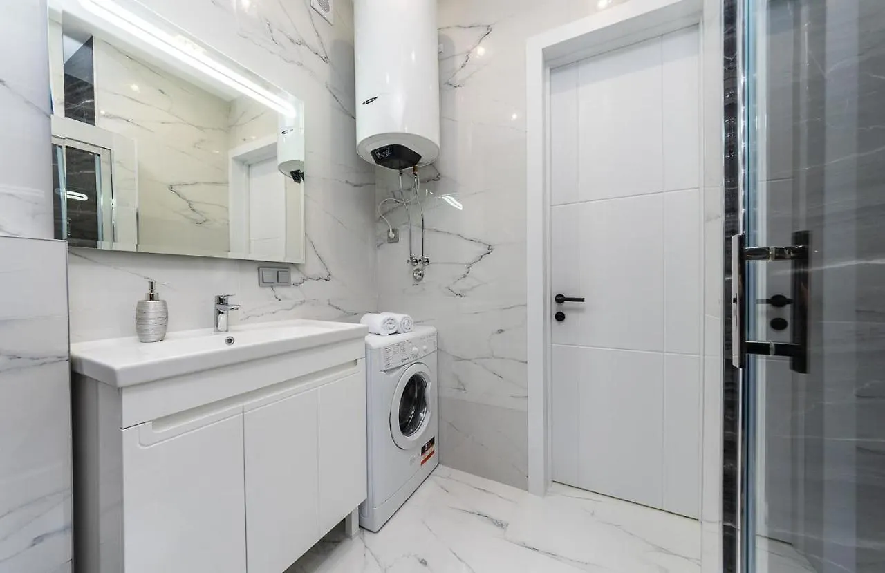 Fashionable Apartments. Smartplaza Metro Minskaya. Obolon Kyjev 0*,