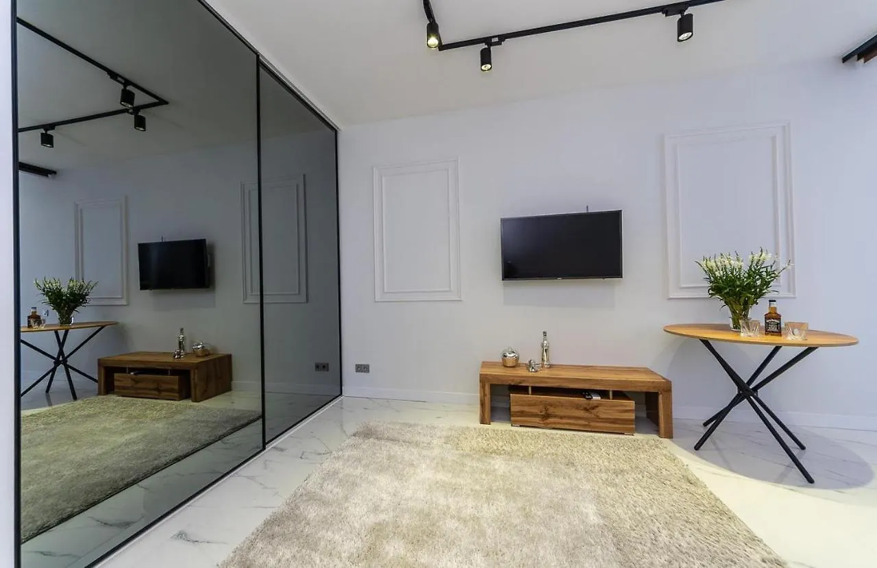 Apartment Fashionable Apartments. Smartplaza Metro Minskaya. Obolon Kyiv Ukraine