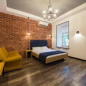  Апартаменты Loft Design On Desyatynnyi Ln, 7