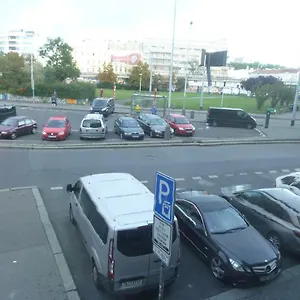 Ng , Прага Чехия