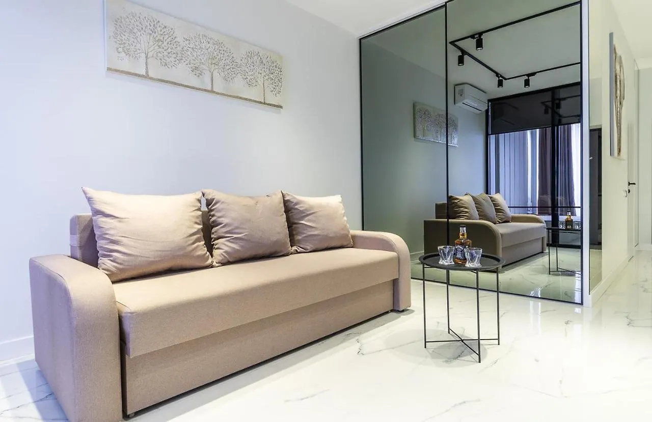 Апартаменты Fashionable Apartments. Smartplaza Metro Minskaya. Obolon Киев Украина