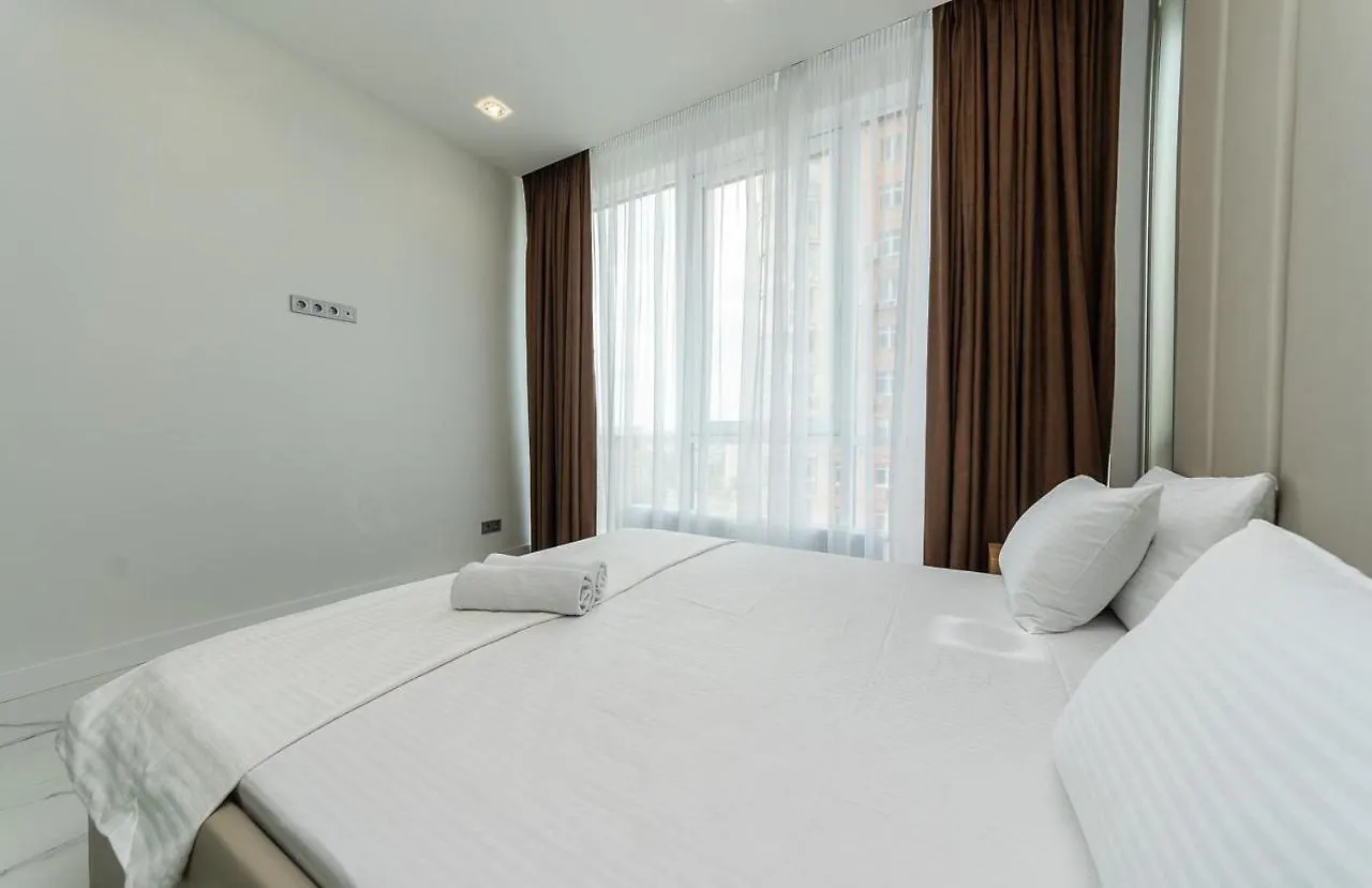 Fashionable Apartments. Smartplaza Metro Minskaya. Obolon Киев Украина